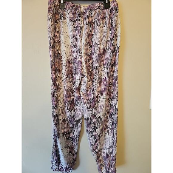 Jennifer Lopez Animal Print Soft Lightweight Pull-on Joggers size S - Picture 4 of 9